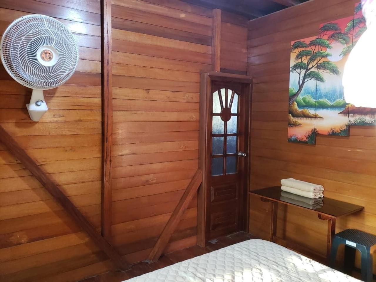 Quinta Primavera - Hosteria Campestre Нуева-Лоха Екстер'єр фото