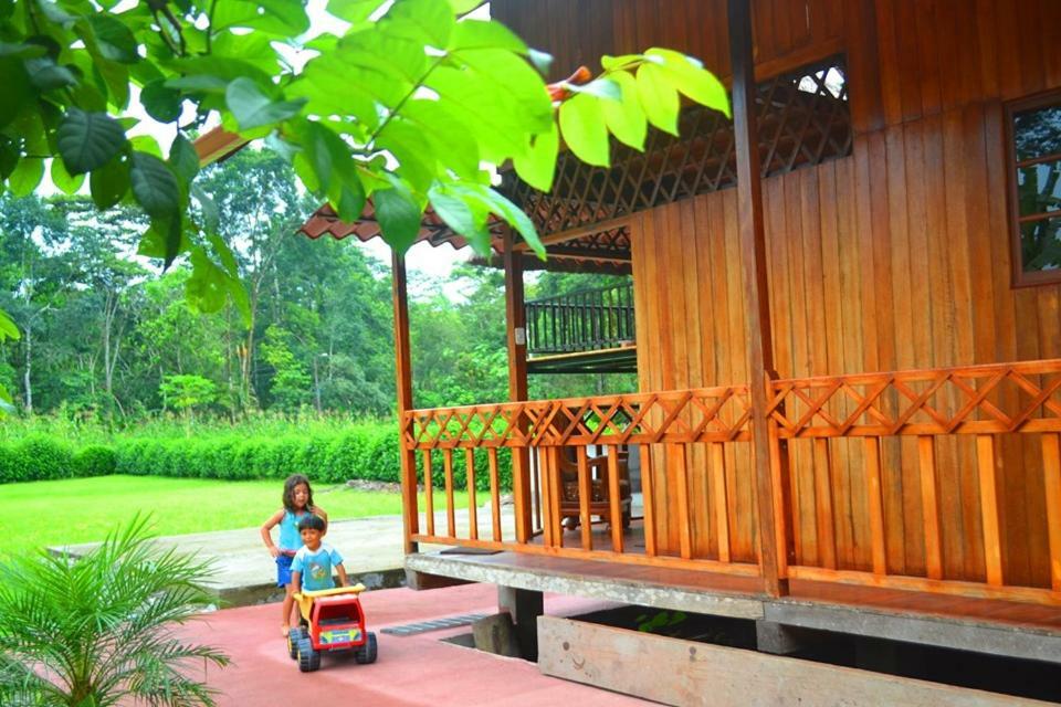 Quinta Primavera - Hosteria Campestre Нуева-Лоха Екстер'єр фото